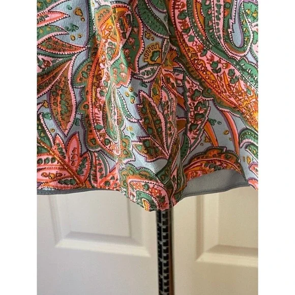 J. Crew 100% Silk Ruffle Flutter Sleeve Dress in Paisley Print, Size 2 🗣 - Picture 5 of 5